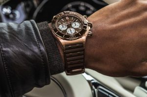 New replica watches well enhance the graceful feeling with brown tone.